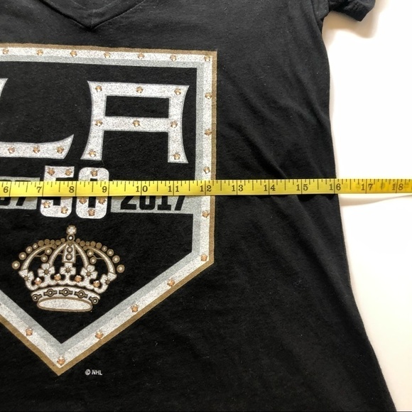 L.A Kings Majestic Threads 50th Anniversary V-Neck Embellish Women T-Shirt Sz M - Picture 8 of 8